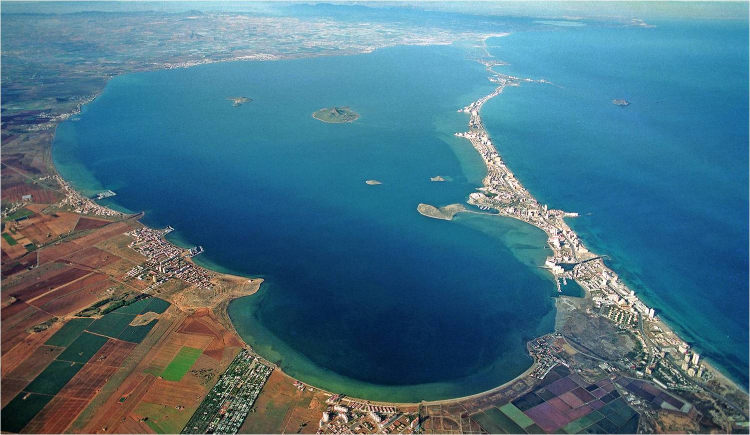 Самое Большое Озеро В Испании