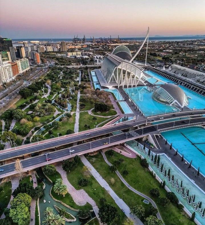Tour to Valencia
